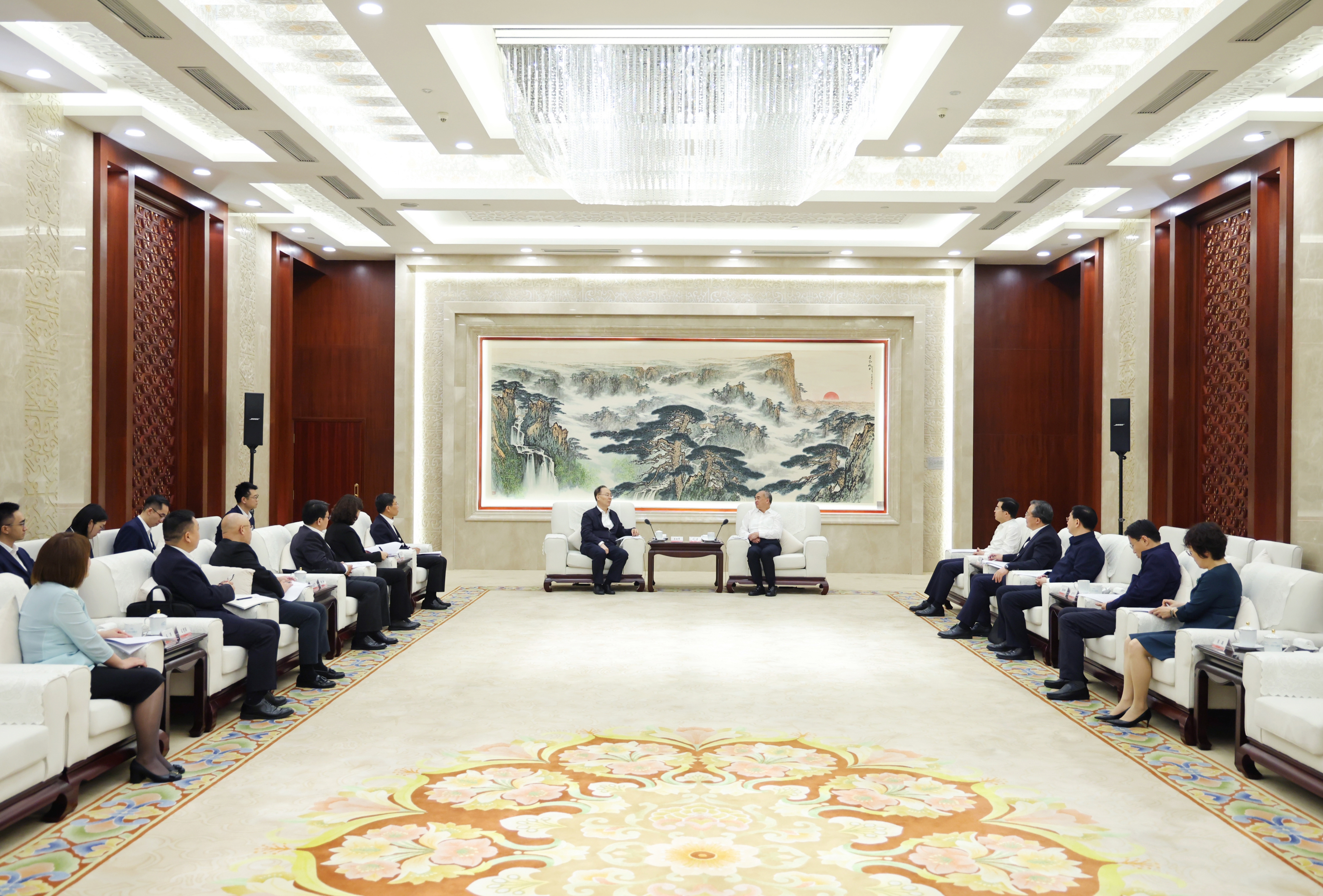 光大集团与山东省举行工作会谈