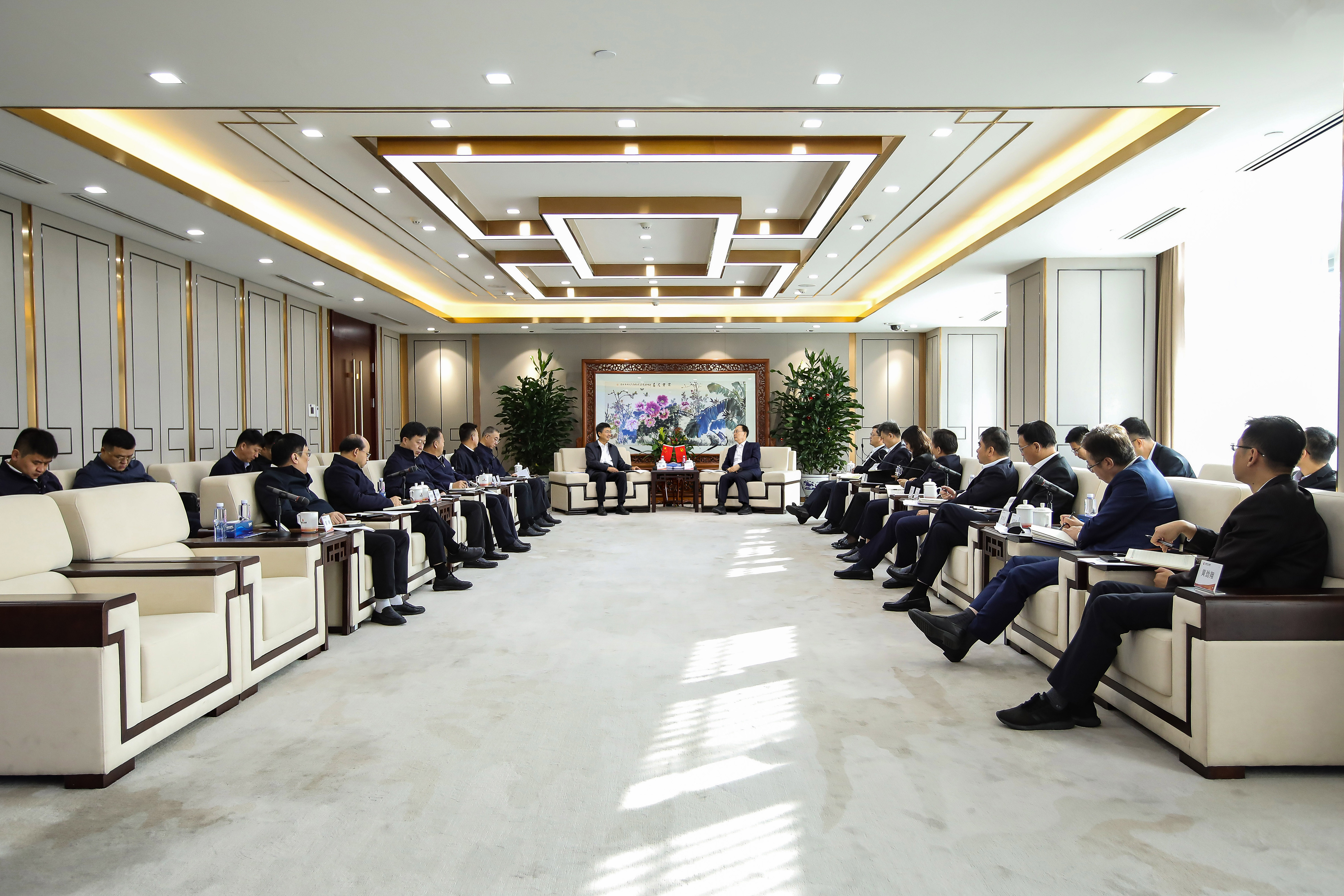 光大集团与青海省举行工作会谈