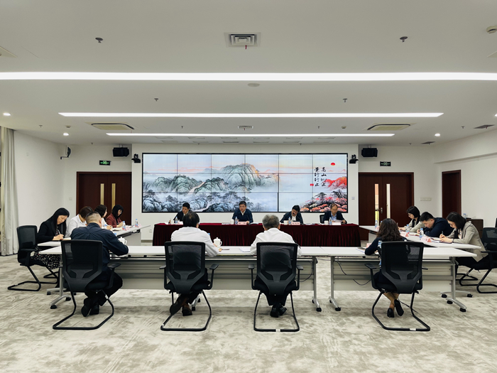 区委书记、区长薛侃来我校调研2023-05-05