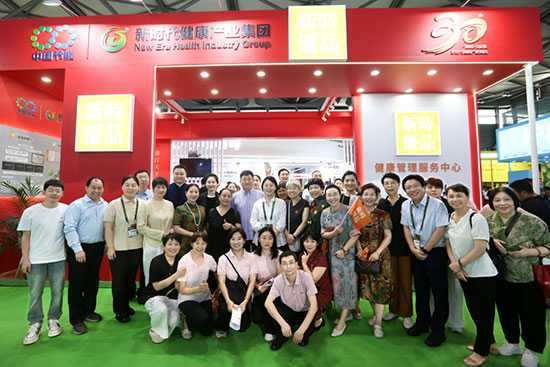 新时优品亮相第65届中国特许加盟展