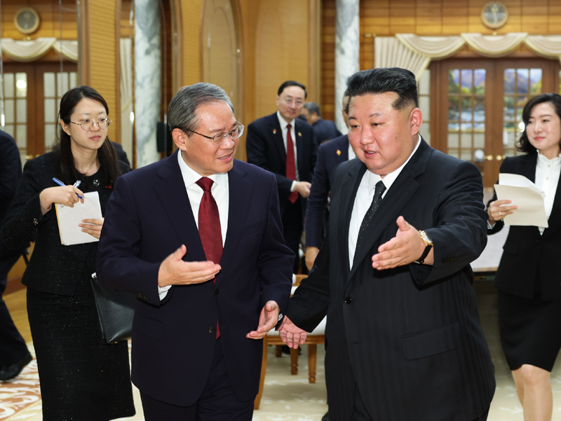 习近平：完整准确全面贯彻新时代党的治疆方略 努力建设团结和谐、繁荣富裕、文明进步、安居乐业、生态良好的社会主义现代化新疆